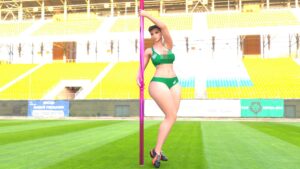 元祖中華女性格闘家「チュンリー(春麗)」の陸上競技ユニフォームダンス乳揺れこんなの射精不可避w