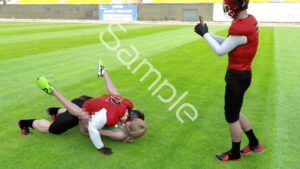 【△100】古舘友梨 陸上部の助っ人として大会に出たところ、同じスタジアムに来ていたアメフト部の男子に犯●れる Vol.001(正常位) おすすめ作品!!